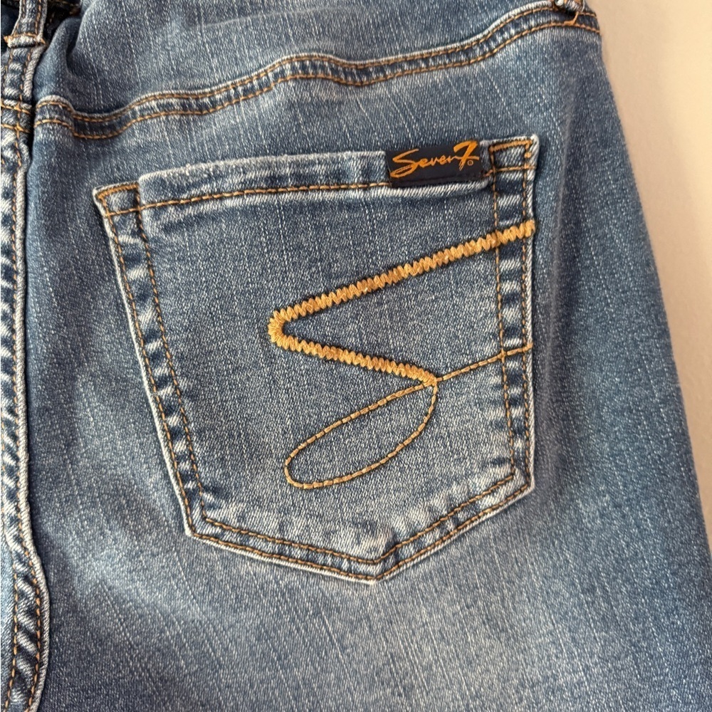 Seven7 Women's Blue Jean Bernuda Shorts - Size 4 - Picture 6 of 8